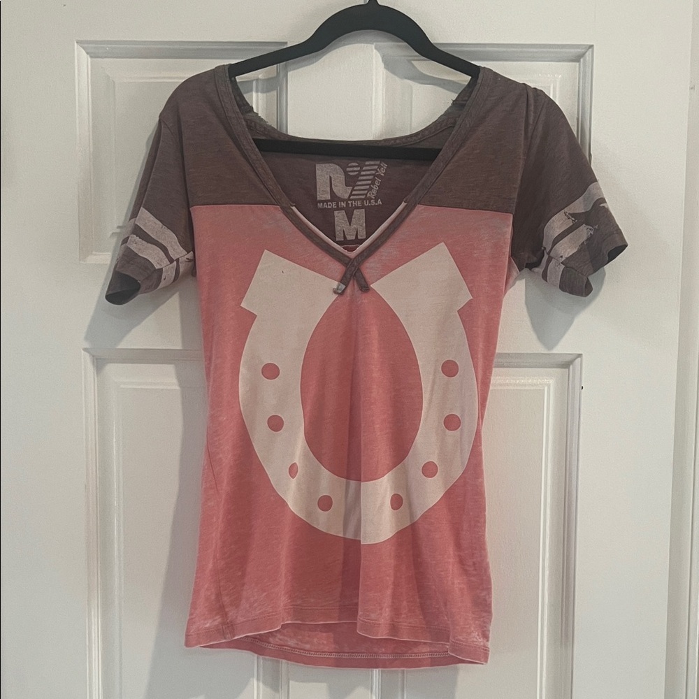 Rebel Yell Pink and Brown Horseshoe Tee